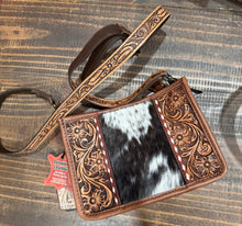Load image into Gallery viewer, Tooled/cowhide crossbody
