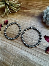 Load image into Gallery viewer, Hoops Sterling Silver Pearls earrings 6 and 3 mm
