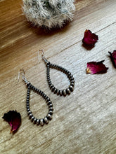 Load image into Gallery viewer, Smaller Sterling SAUCER Silver Pearls earrings teardrop
