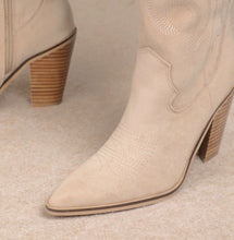 Load image into Gallery viewer, Ivy boot preorder
