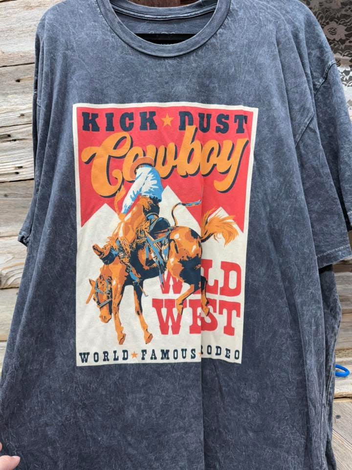 Kick dust tee