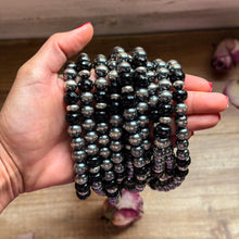 Load image into Gallery viewer, Black Onyx &amp; Sterling Silver Pearl Choker – 14”
