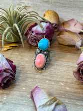 Load image into Gallery viewer, Kingman Turquoise &amp; Pink Conch Sterling Silver Ring – Size 7.5
