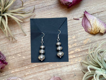 Load image into Gallery viewer, Sterling Silver Tapered Ponca Pearl Dangle Earrings – Artist Jason Ogg
